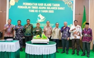Gubernur SDK Hadiri HUT ke-3 PTA Sulbar, Tekankan Integritas dan Keadilan Peradilan