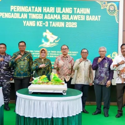Gubernur SDK Hadiri HUT ke-3 PTA Sulbar, Tekankan Integritas dan Keadilan Peradilan