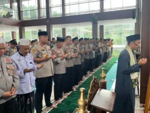 Panggilan Spiritual Polda Sulbar: Shalat Gaib Doa Untuk Korban Bencana di Berbagai Wilayah