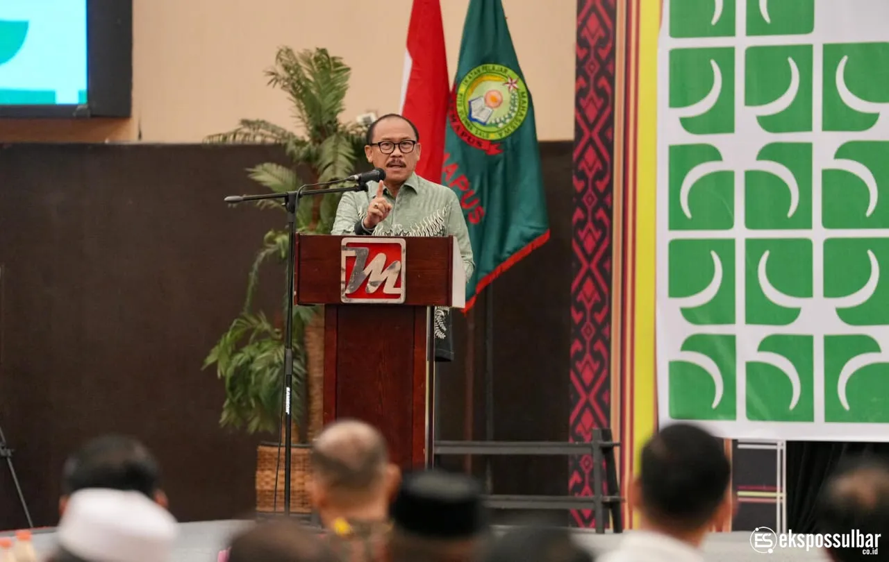 Hadiri Pelantikan IPMAPUS Sulbar, Gubernur Suhardi Duka Ajak Jaga Nilai dan Dukung Pembangunan Daerah