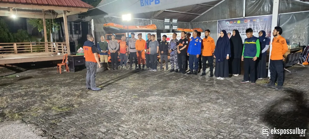 Koordinator Regu 3 Posko Siaga Darurat BPBD Sulbar Berikan Arahan Penguatan Kesiapsiagaan