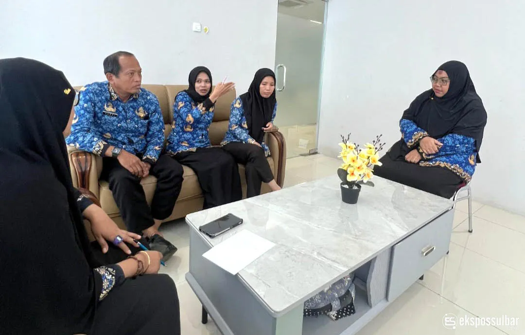 Rapat Tim SPBE Dispoparekraf Sulbar, Bau Akram Dai: Satukan Persepsi untuk Pelayanan Publik yang Modern Berbasis Elektronik