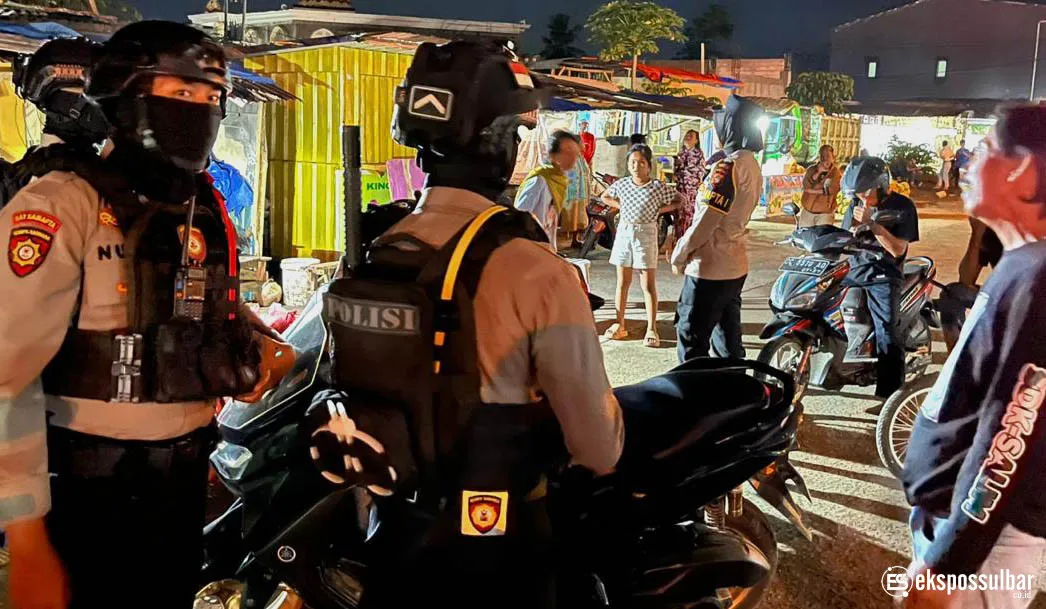 Pamapta Polresta Mamuju Damaikan Keributan di Pasar Baru