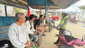 Ops Keselamatan: Ditlantas Polda Sulbar Sasar Komunitas Ojek di Kali Mamuju Ajak Jadi Pelopor Tertib Berkendara