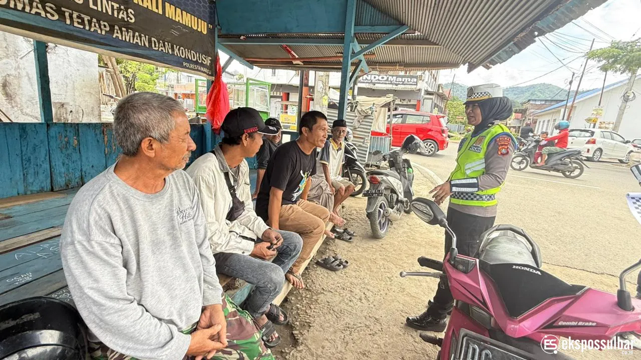 Ops Keselamatan: Ditlantas Polda Sulbar Sasar Komunitas Ojek di Kali Mamuju Ajak Jadi Pelopor Tertib Berkendara