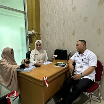 Langkah Nyata menjaga Iklim Investasi: DPMPTSP Sulbar Siapkan Distribusi Buku Top Investment 2025