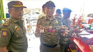 Tingkatkan PAD, Satpol PP Sulbar Sosialisasi tentang Larangan Peredaran Rokok Ilegal