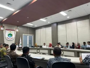 Rapat Fasilitas Pembangunan SPAM Regional Mandar, Pemkesra Sulbar: Sinergi Pemkab dan Provinsi Menjadi Kunci Pembangunan