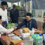 Dispoparekraf Sulbar Tunjukkan Solidaritas, Salurkan Bantuan bagi Korban Kebakaran di Kampung Tulu Polman
