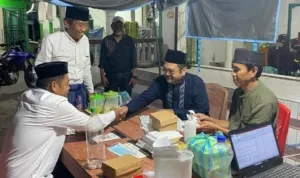 Dispoparekraf Sulbar Tunjukkan Solidaritas, Salurkan Bantuan bagi Korban Kebakaran di Kampung Tulu Polman