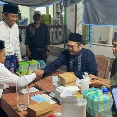 Dispoparekraf Sulbar Tunjukkan Solidaritas, Salurkan Bantuan bagi Korban Kebakaran di Kampung Tulu Polman