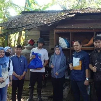 Semangat Panca Daya, PPPK Biro Hukum Sulbar Berbagi Sembako kepada Masyarakat