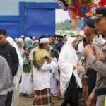 Polda Sulbar Siaga, Jaga Keamanan dan Kenyamanan Sholat Idul Fitri Jamaah Muhammadiyah di Stadion Manakarra