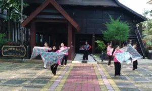 Semangat Berkarya di Bulan Ramadan, Anjungan Sulbar Tetap Latihan untuk Soul of Youth di TMII