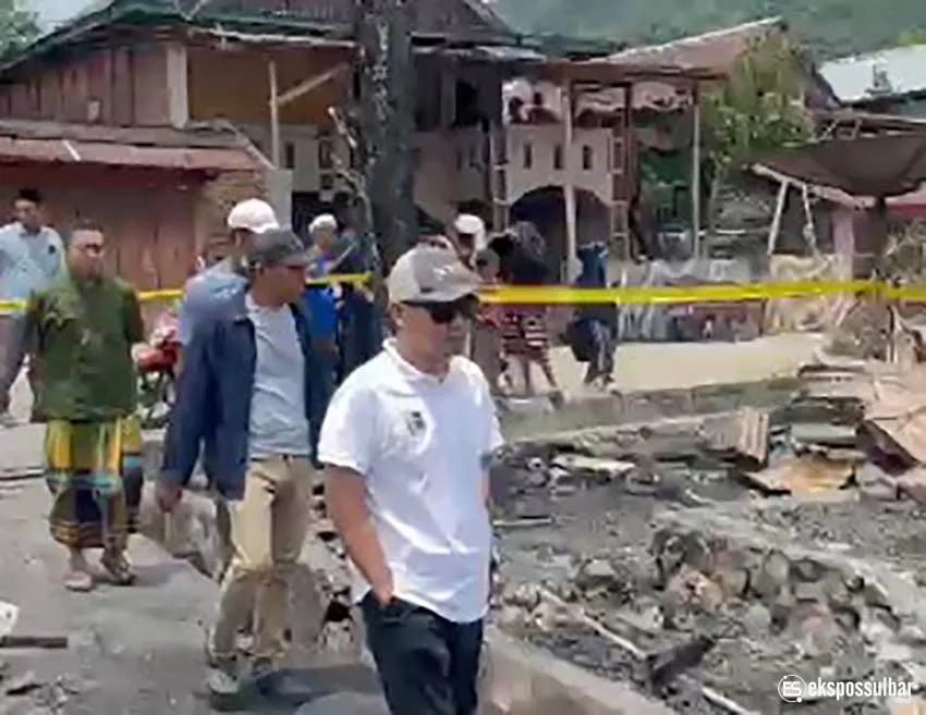 Pastikan Bantuan Tepat Sasaran, Pemprov dan DPRD Sulbar Tinjau Lokasi Kebakaran Galung Tuluk