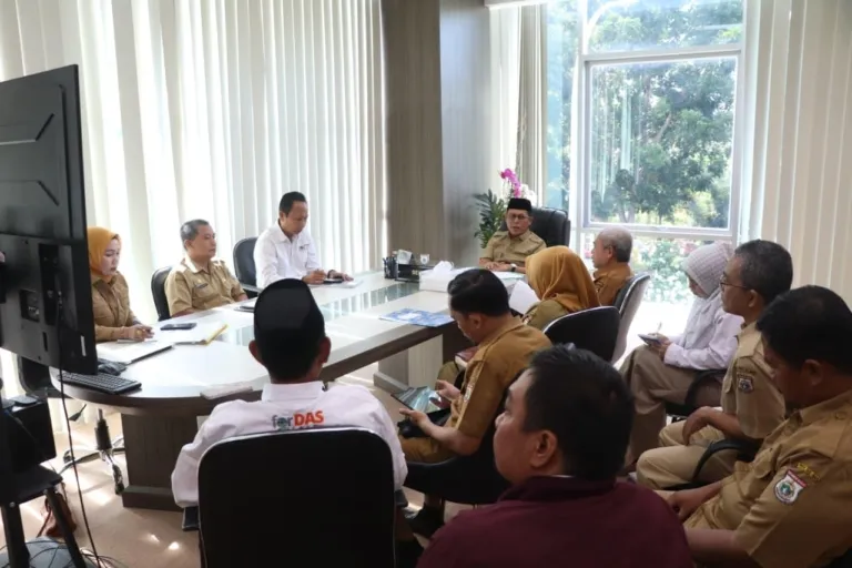 DLHK Sulbar dan Forum DAS Audiensi dengan Sekda Bahas Tindak Lanjut Ground Check di DAS Mapilli