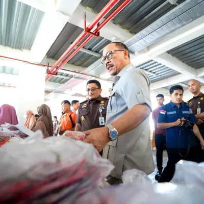 Kejati dan Pemprov Sulbar Gelar Pasar Murah: Harga Bahan Pokok 20 Persen Lebih Murah