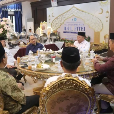 Suhardi Duka Buka Pintu Rumah Jabatan untuk Warga di Hari Raya