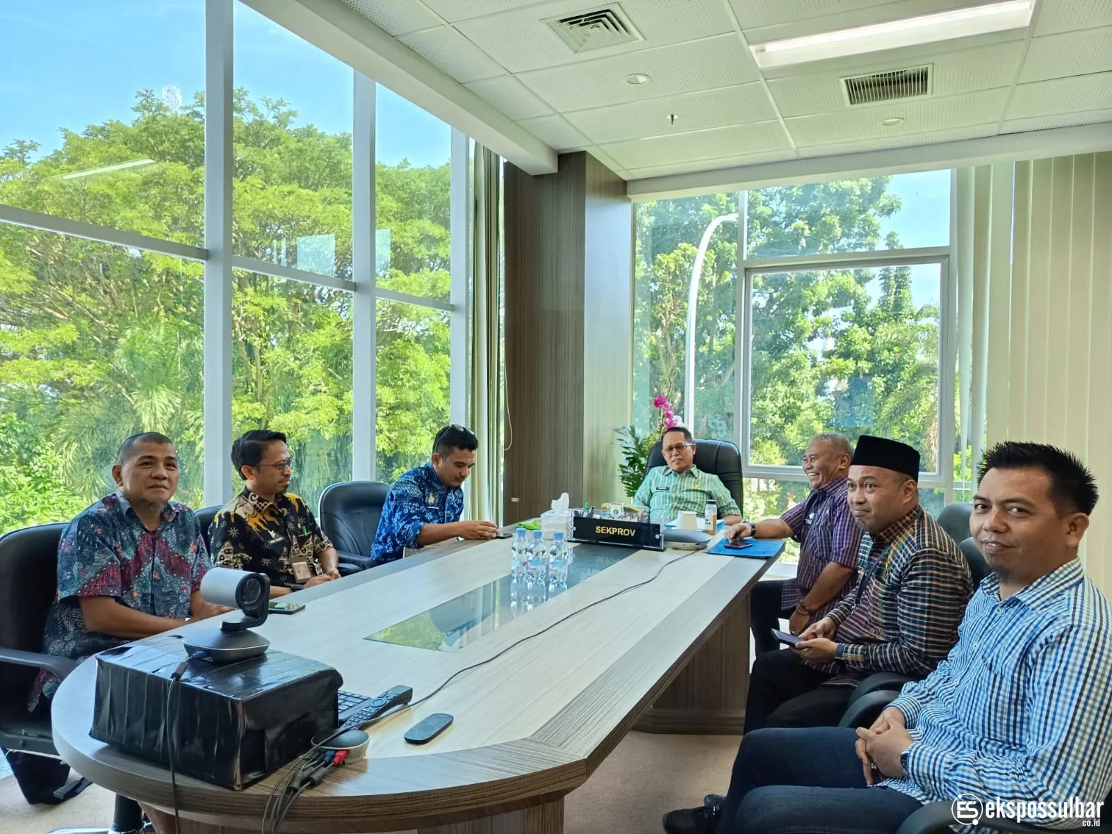 Sulbar Bersiap Sambut Kaltim, Kepala Bapenda Pimpin Koordinasi dengan Sekda Bahas Strategi PAP