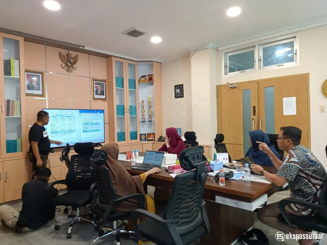 Biro Pemkesra Setda Sulbar Gelar Rapat Strategis Penyusunan LKPJ Gubernur 2025 Demi Laporan Akuntabel