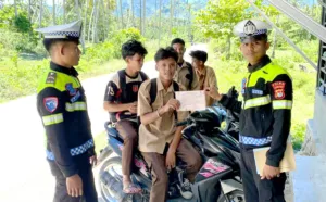 Stop Pelanggaran di Usia Dini, PJR Ditlantas Polda Sulbar Gencarkan Edukasi Tertib Berkendara di Kalangan Pelajar