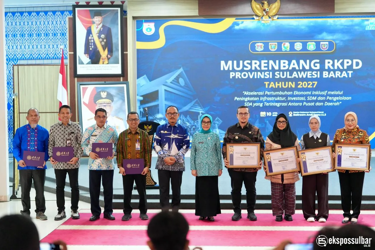 Empat Kabupaten Terbaik Diganjar Penghargaan di Musrenbang Sulbar 2027
