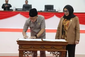 Hadiri Paripurna DPRD Sulbar, Sekprov: Kita Terima Rekomendasi untuk Ditindaklanjuti