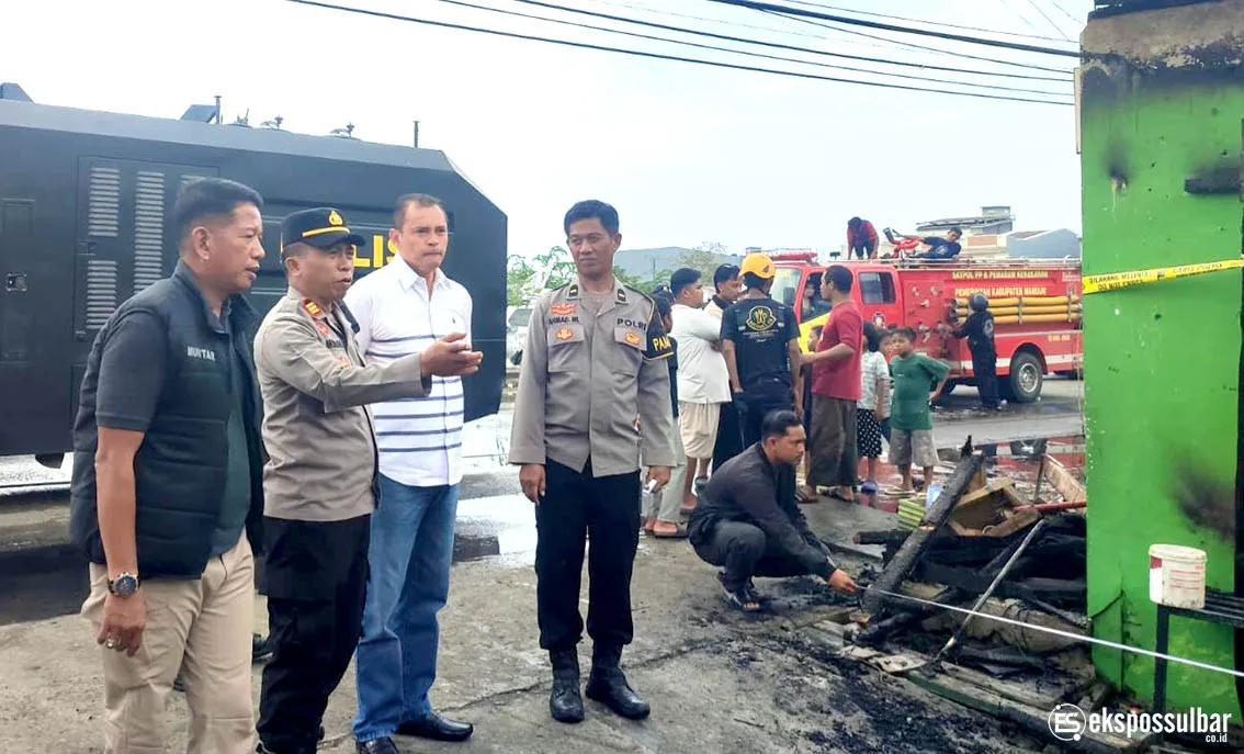 Korsleting Listrik di Pos Keamanan, Gedung Belajar Ponpes Hidayatullah Mamuju Hangus Terbakar