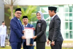 Dedikasi Tanpa Henti, Tiga ASN Sulbar Terima Satyalancana di Hardiknas 2026