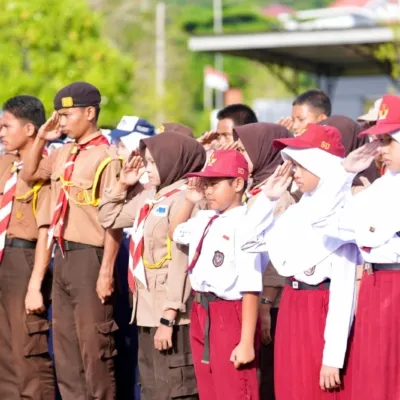 Hardiknas 2026 di Sulbar: Gubernur Suhardi Duka Tekankan Digitalisasi dan Kesejahteraan Guru
