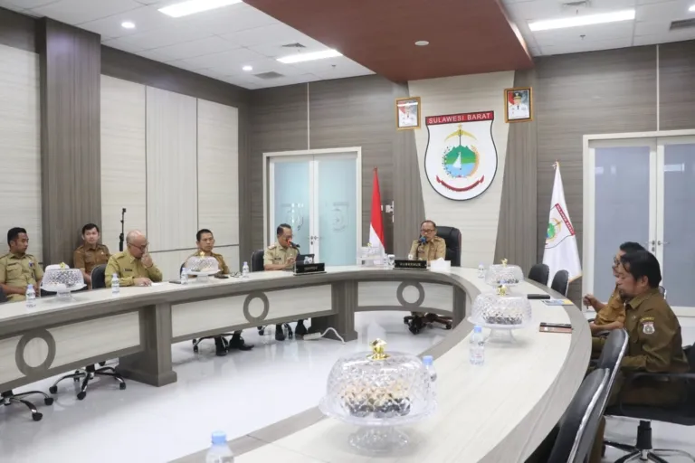 Gubernur Sulbar Tekankan Efisiensi Anggaran, Ingatkan ASN Hindari Pungutan dan Jaga Citra Publik