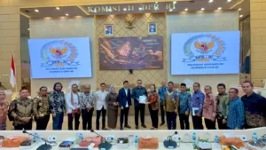 Bersama DPRD Mamuju, Bupati Sodor Usulan Pembentukan Kota Mamuju ke Komisi II DPR RI