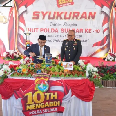 HUT ke-10 Polda Sulbar, Suhardi Duka Tekankan Pentingnya Kemitraan Polisi dan Pemerintah