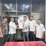 Pemkab Pasangkayu Resmi Menyerahkan Dokumen Laporan Keterangan Pertanggungjawaban ke Biro Pemkesra Sulbar