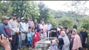 Hadirkan Solusi Nyata, Kapolda Sulbar Salurkan Bantuan Sarana Air Bersih untuk Warga Pepana Mamasa