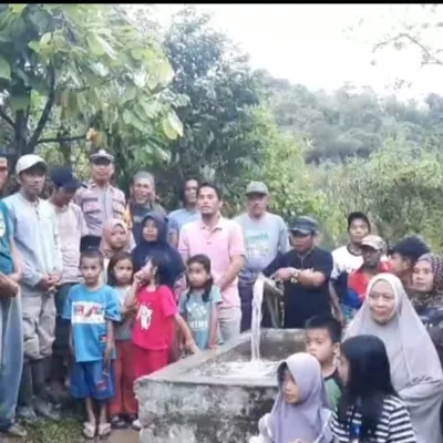 Hadirkan Solusi Nyata, Kapolda Sulbar Salurkan Bantuan Sarana Air Bersih untuk Warga Pepana Mamasa
