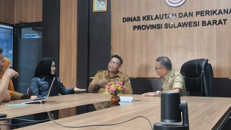 Optimalisasi Pelayanan di Pelabuhan Perikanan Kasiwa, DKP Sulbar Siap Tindak Lanjuti Hasil Evaluasi PAD