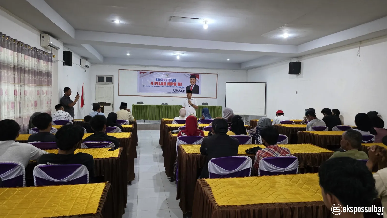 Sasar Ibu Rumah Tangga di Pekkabata, Anggota MPR RI Ajbar, S.P. Tegaskan Pentingnya Pancasila dalam Keluarga