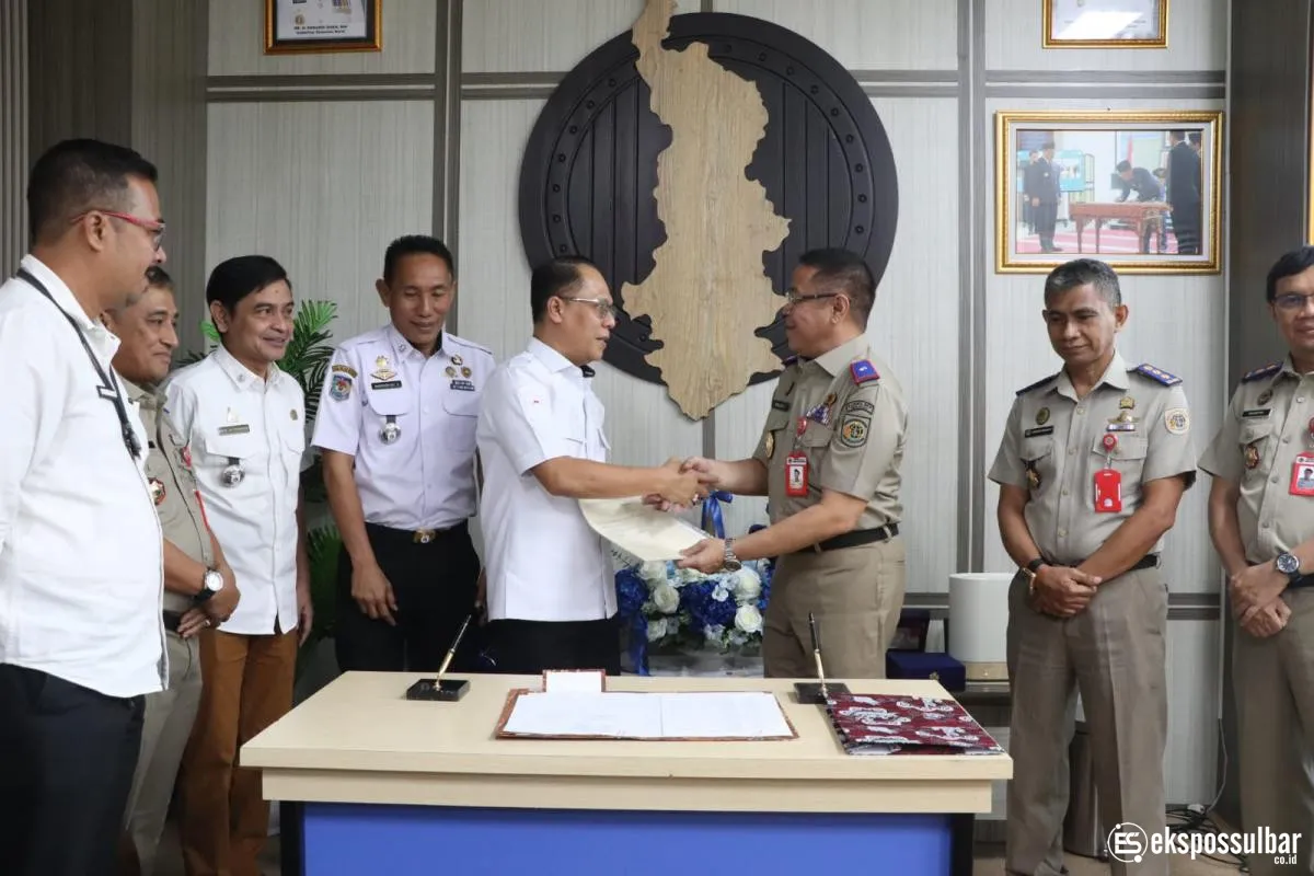 Pemprov Sulbar Terima 8 Sertifikat Aset dari ATR/BPN