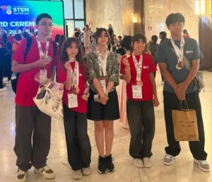 Delegasi Sekolah Kharisma Bangsa Perkenalkan Sandeq, Ikon Budaya Sulawesi Barat di Ajang International STEAM Olympiad 2026 di Roma
