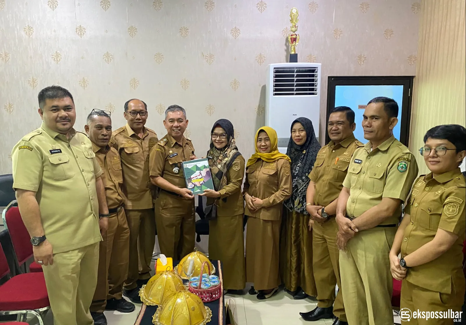 Kepala DPMPTSP Sulbar Terima Kunjungan Koordinasi DPMPTSP Mamuju Tengah