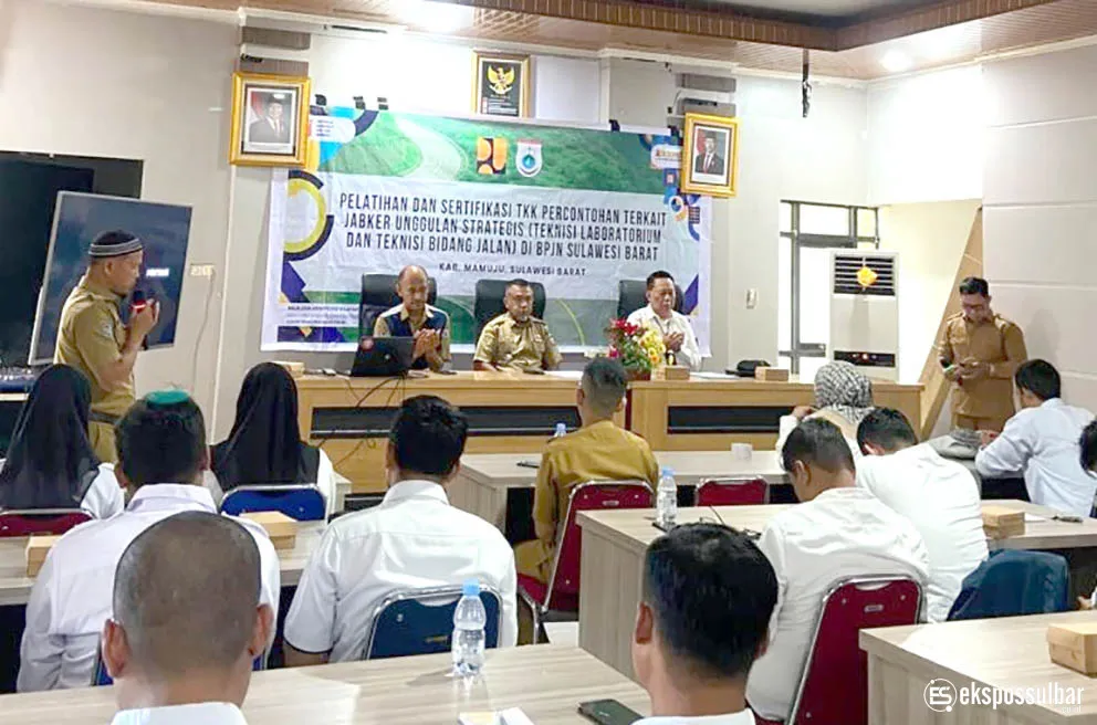 Kolaborasi Kementerian PU dan Pemprov Sulbar Cetak 52 Tenaga Konstruksi Bersertifikat, Perkuat SDM Infrastruktur Regional Sulawesi