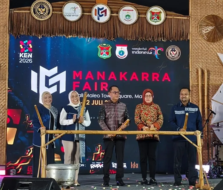 Wakil Ketua DPRD Sulbar Hadiri Pembukaan Manakarra Fair, Perkuat Kolaborasi Wujudkan Pertumbuhan Ekonomi Inklusif dan Berkelanjutan