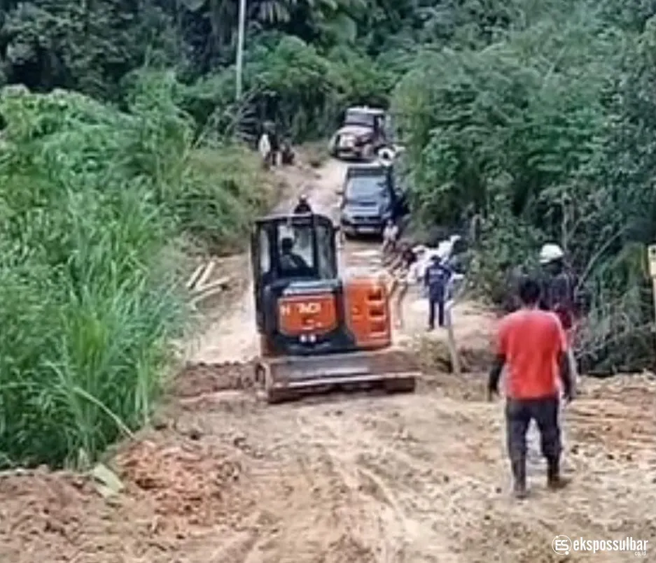 Rehab Jalan di Dusun Kalausu, Akses Masyarakat Ulumanda Mulai Pulih Kembali