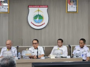 Disperkimtanhub Sulbar Perkuat Sinergi Optimalkan Pelaksanaan Program BSPS Terintegrasi Sertifikat Tanah Gratis Lewat Rakor
