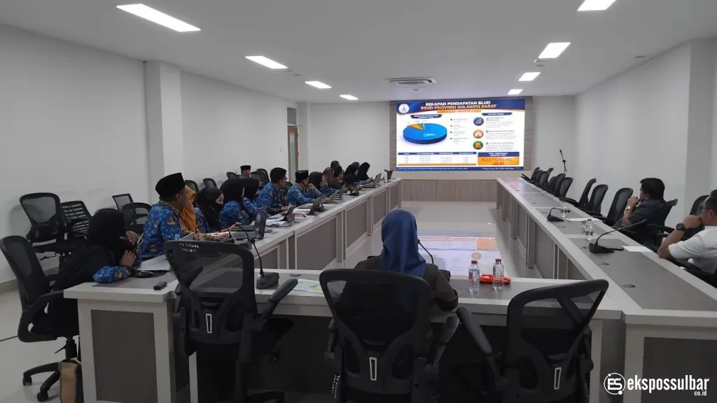 Bapenda Sulbar Hadiri Pembahasan Target PAD 2027 Bersama Banggar DPRD, Perkuat Sinergi Wujudkan Pendapatan Daerah yang Optimal