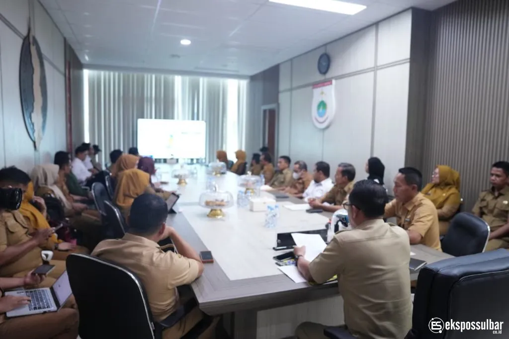 Sekprov Sulbar Pimpin Rapat Koordinasi Percepatan Pendataan Calon Penerima BSPS, Penginputan Mulai Dilakukan
