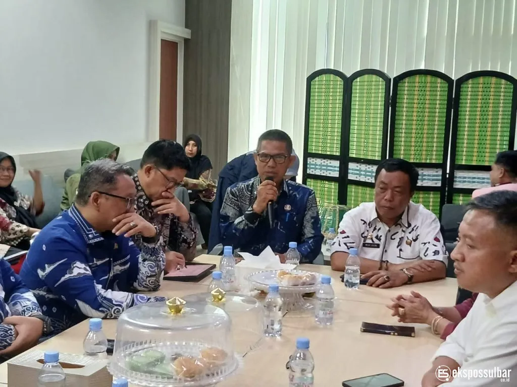 Sekretariat DPRD Sulbar Perkuat Transformasi Digital melalui PKS Pemanfaatan Data Kependudukan