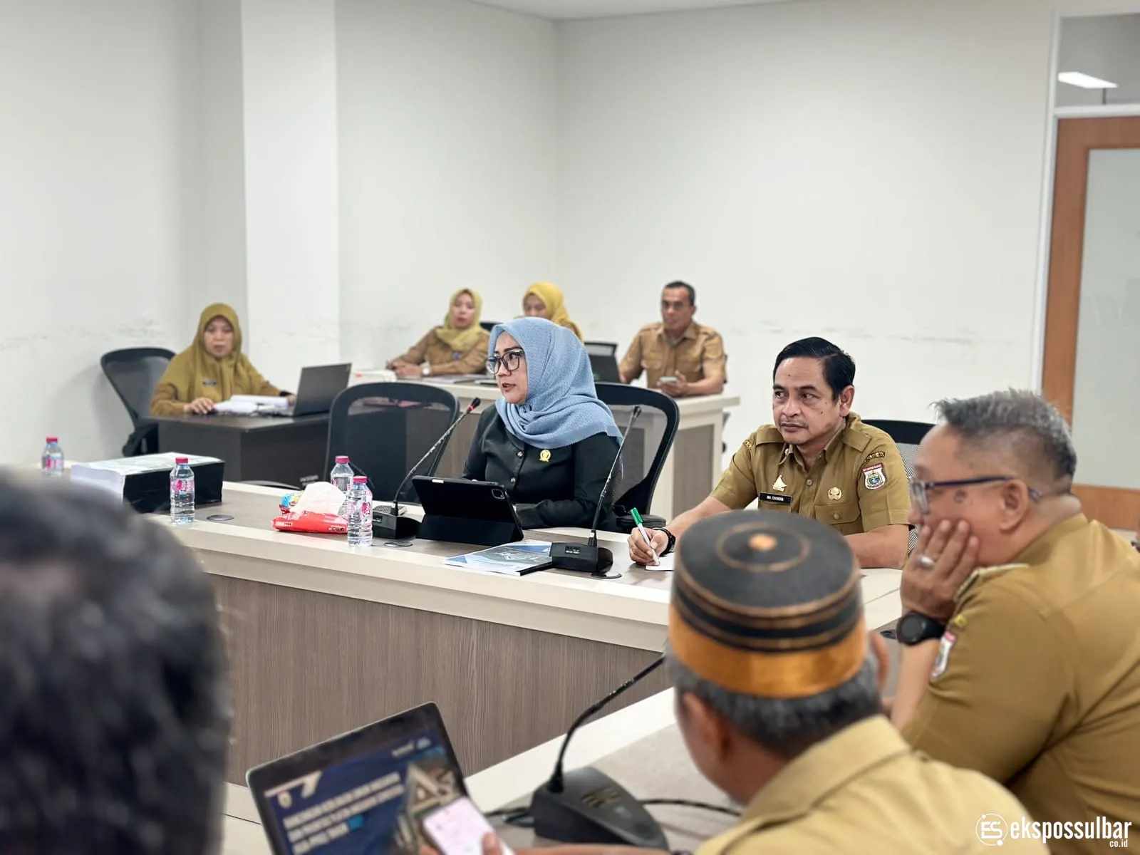 Kepala BPKAD Sulbar Hadiri Pembahasan KUA-PPAS APBD Tahun Anggaran 2027 Bersama Banggar DPRD