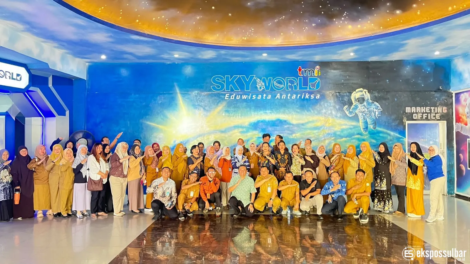 Optimalisasi Promosi Edukasi dan Budaya, Anjungan Provinsi Sulawesi Barat Perkuat Kolaborasi Strategis Bersama Sky World TMII